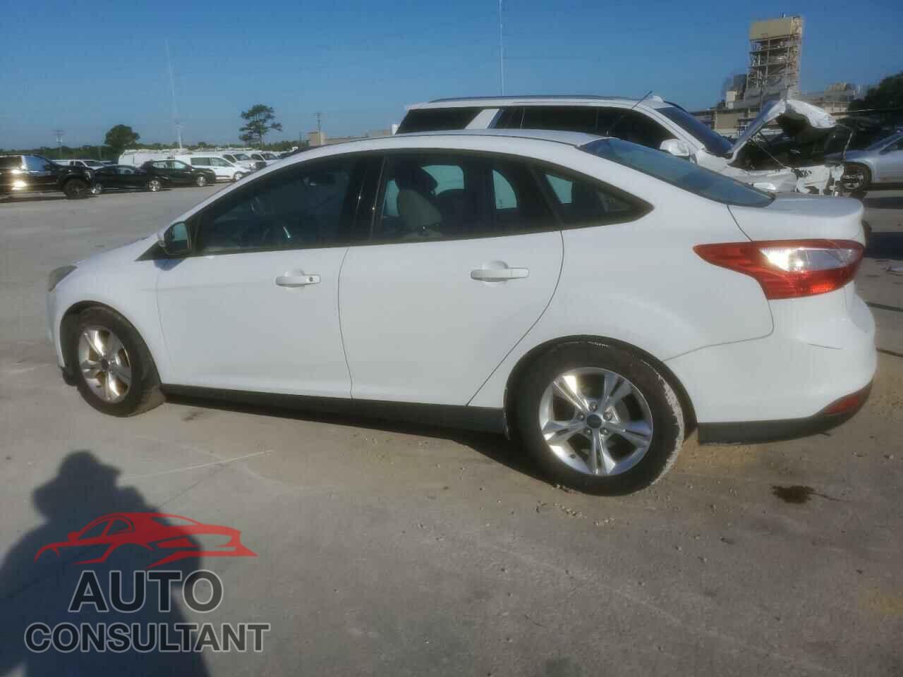FORD FOCUS 2014 - 1FADP3F2XEL186858