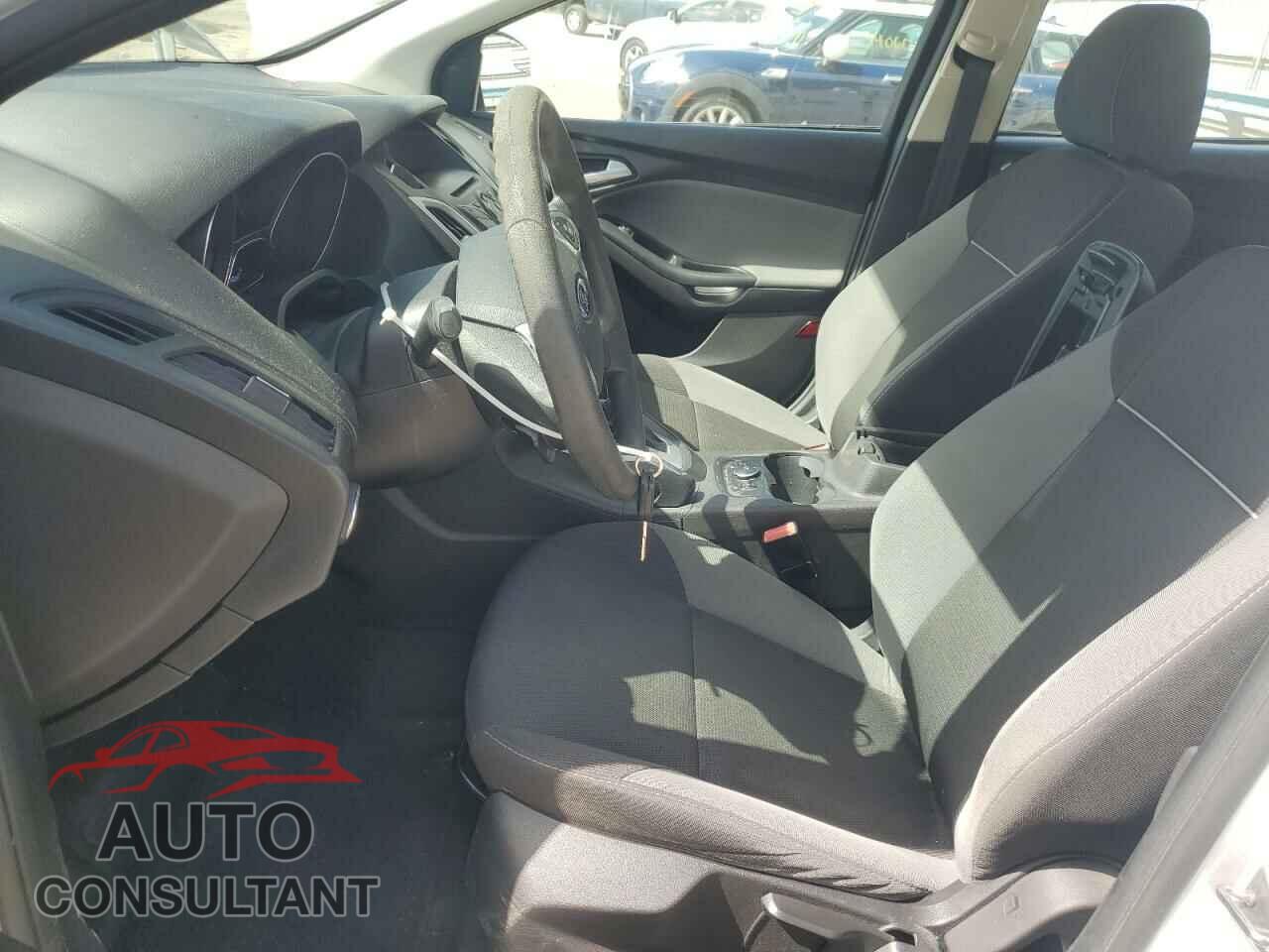 FORD FOCUS 2013 - 1FADP3F24DL275923