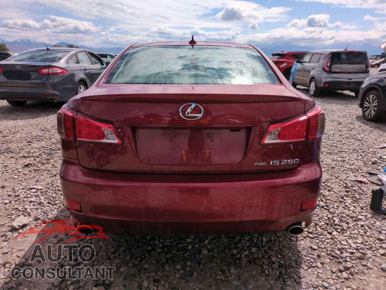 LEXUS IS 2012 - JTHCF5C27C5059137