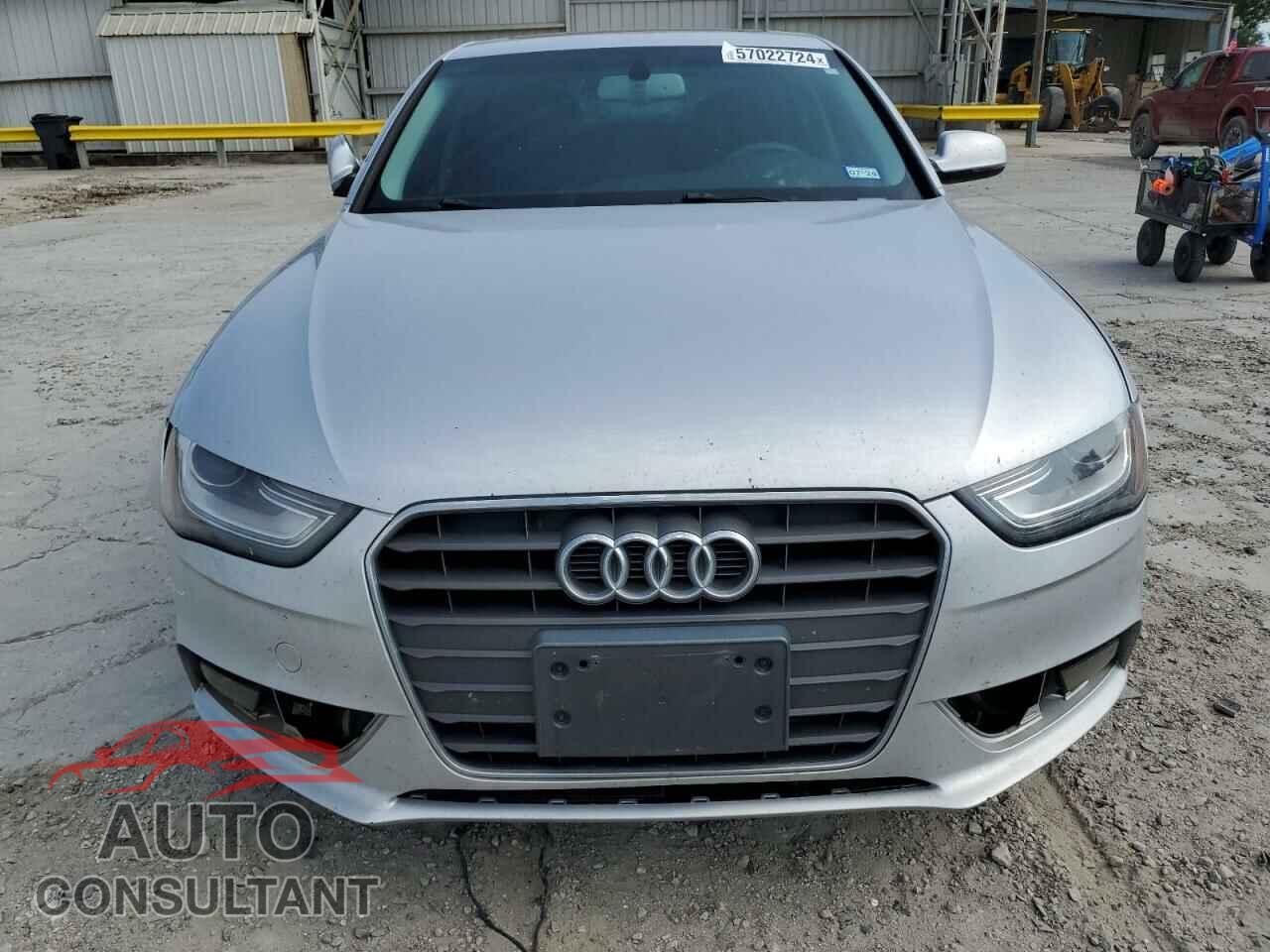 AUDI A4 2013 - WAUFFAFL1DN024376