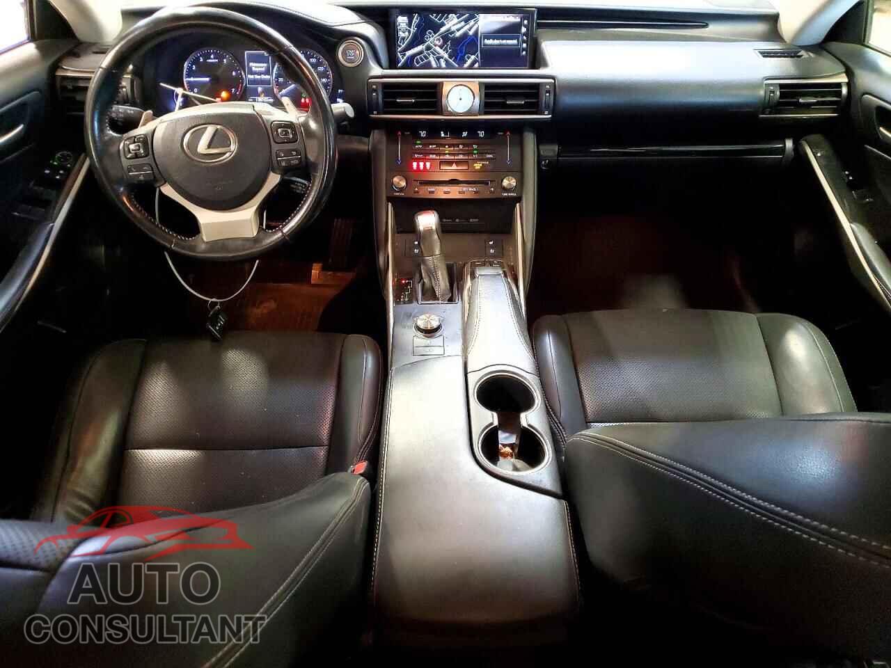 LEXUS IS 2017 - JTHCM1D26H5016770