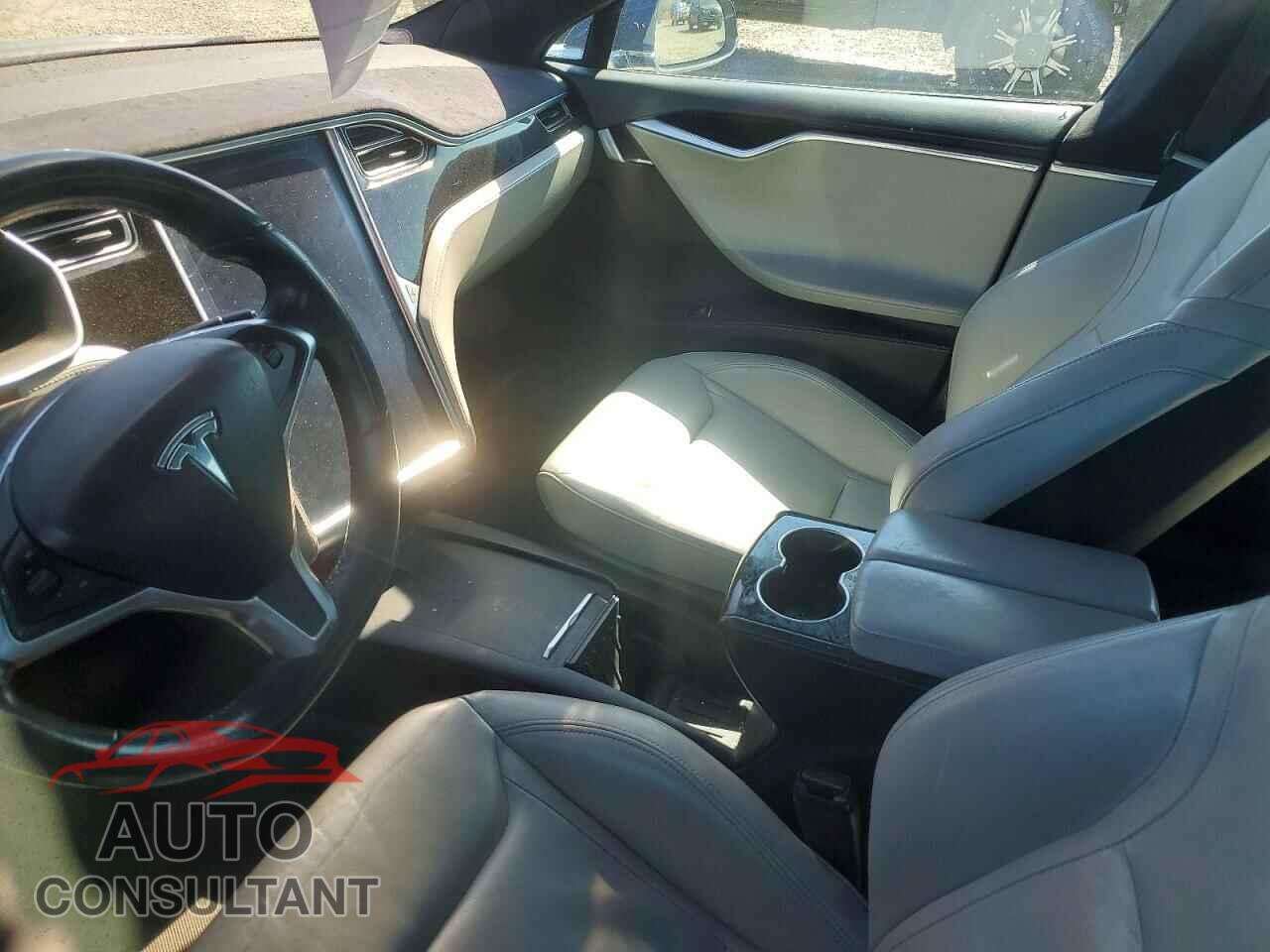 TESLA MODEL S 2016 - 5YJSA1E22GF136812