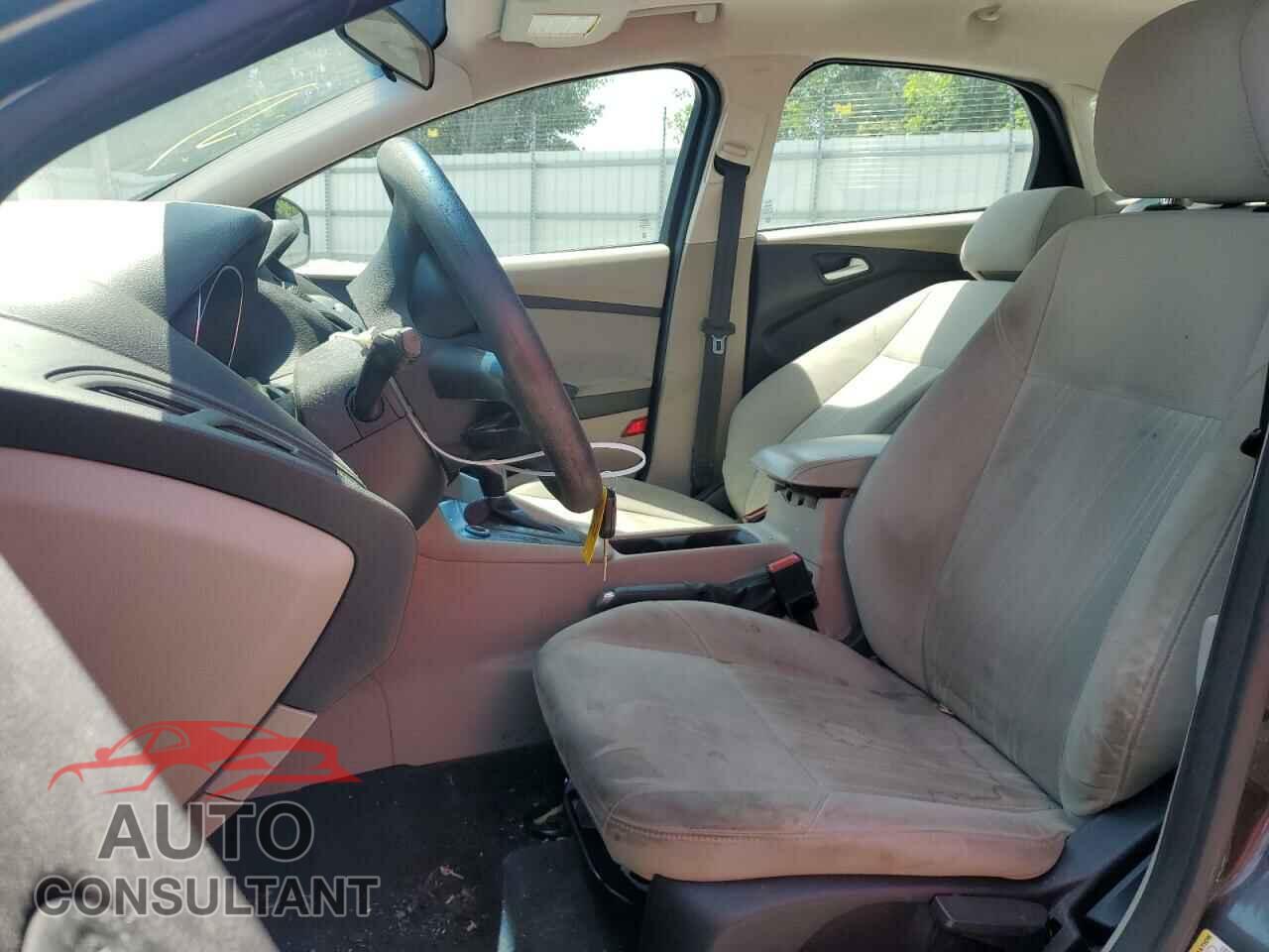 FORD FOCUS 2015 - 1FADP3F22FL227629