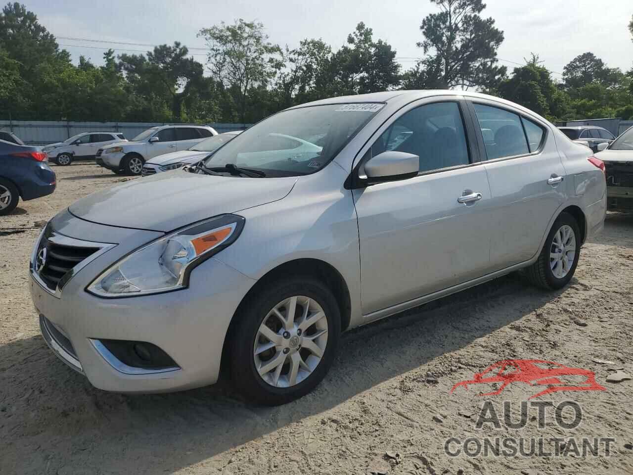 NISSAN VERSA 2018 - 3N1CN7APXJL848431