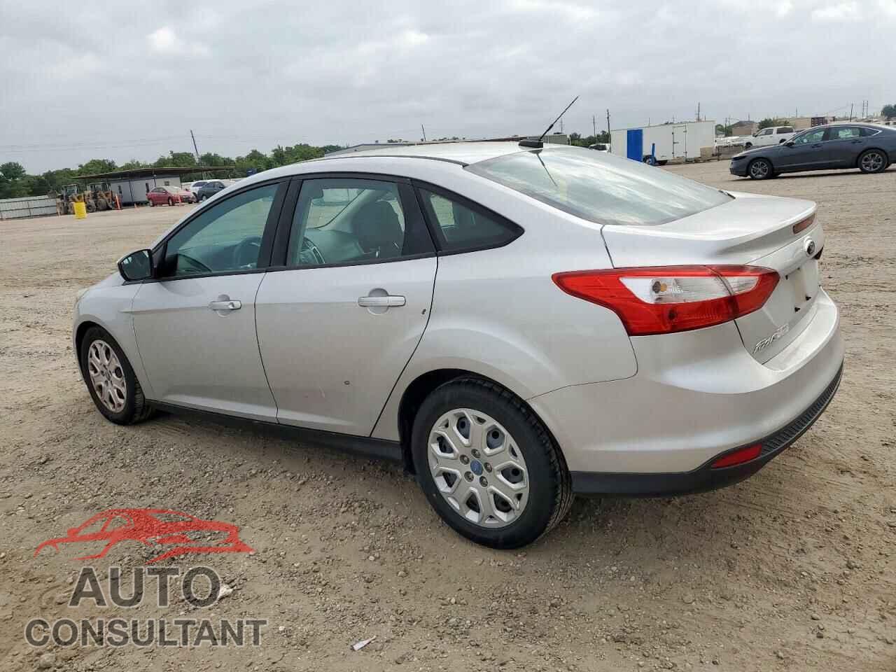 FORD FOCUS 2012 - 1FAHP3F26CL211978