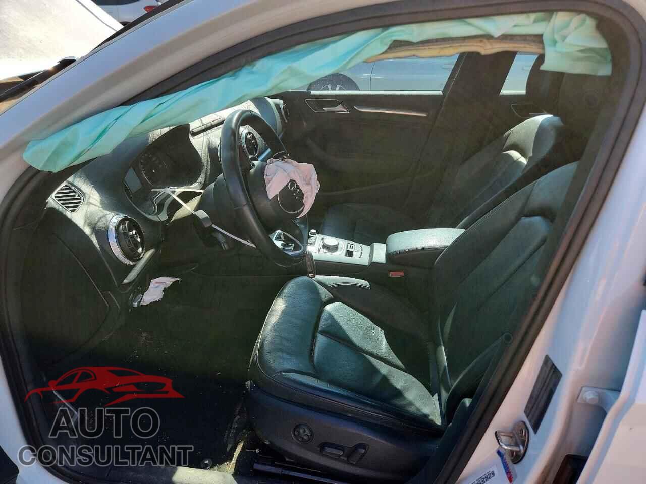 AUDI A3 2015 - WAUEFGFF7F1018357