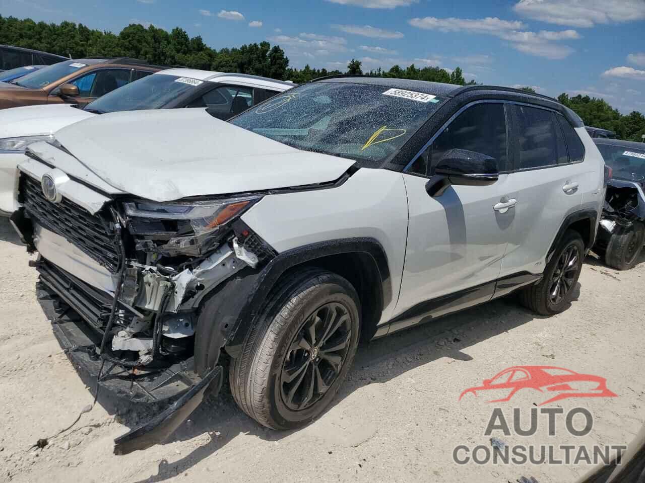 TOYOTA RAV4 2023 - 2T3E6RFV9PW040207