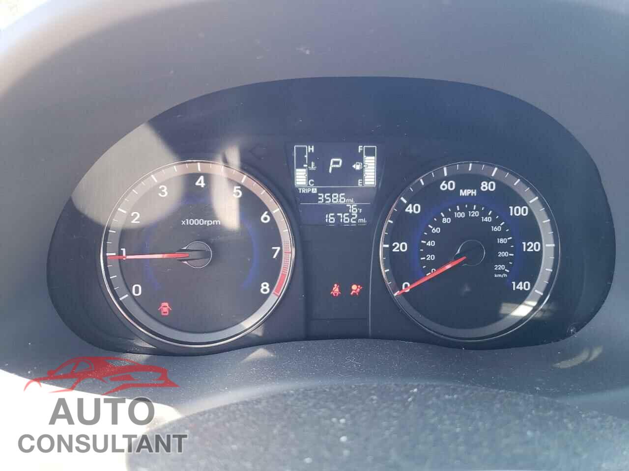 HYUNDAI ACCENT 2017 - KMHCT4AE4HU328706