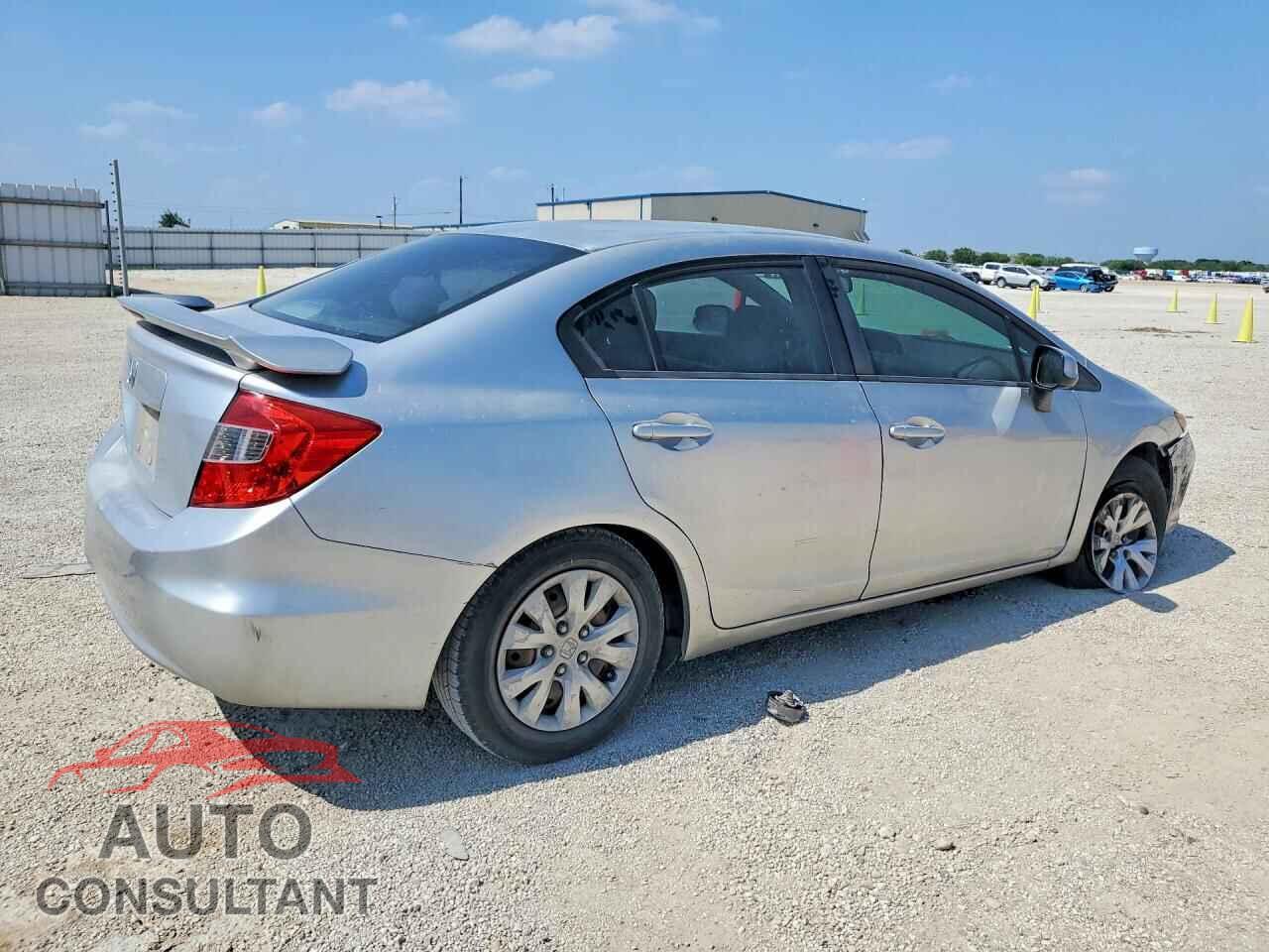 HONDA CIVIC 2012 - 2HGFB2F57CH608439