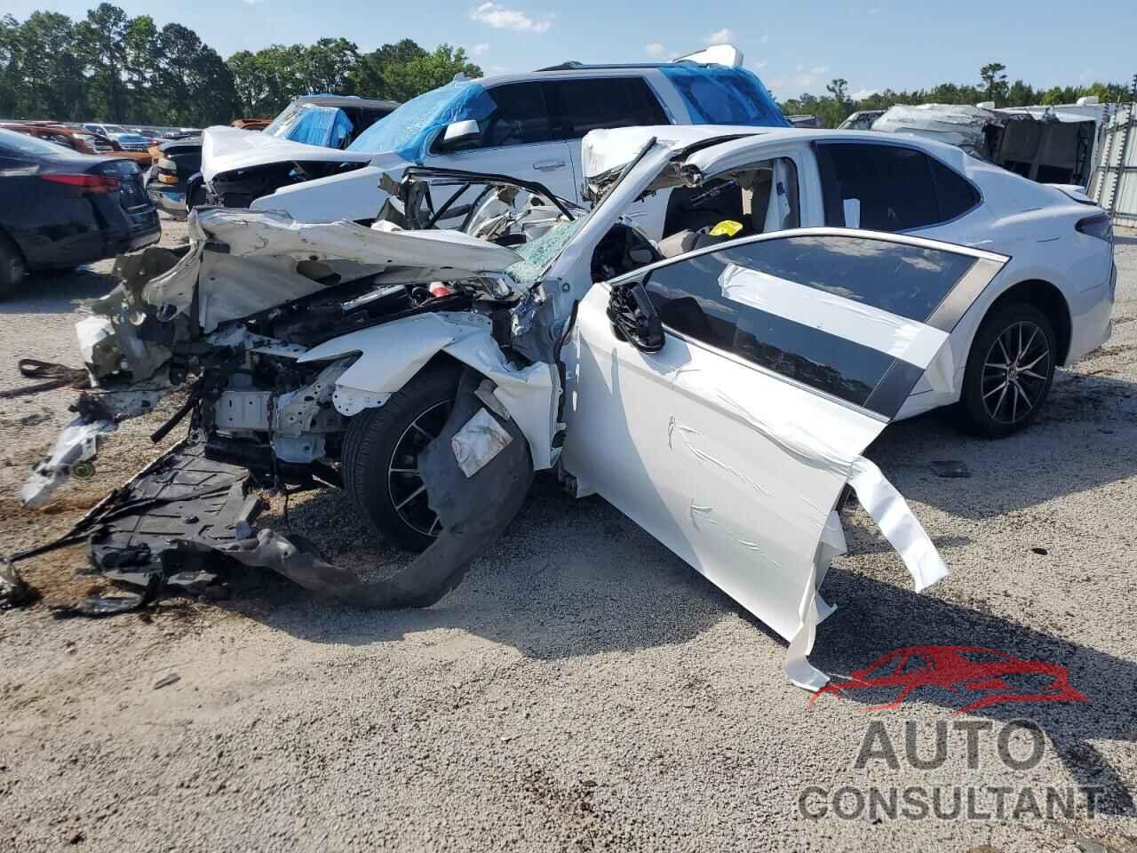 TOYOTA CAMRY 2022 - 4T1G11AK8NU664687