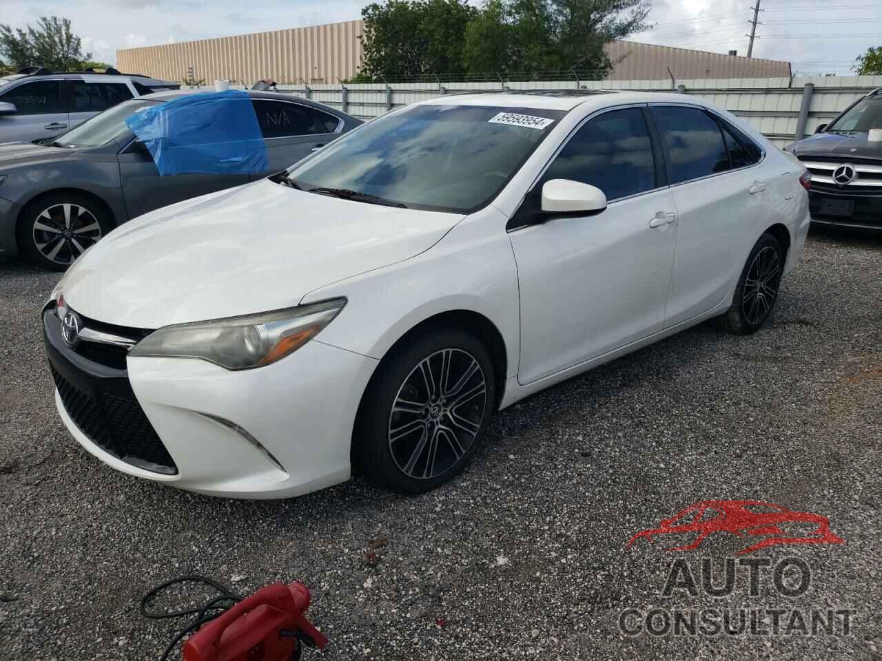 TOYOTA CAMRY 2016 - 4T1BF1FK1GU142281