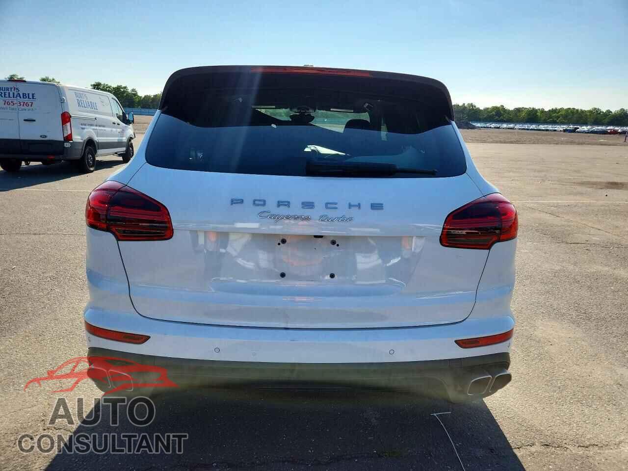 PORSCHE CAYENNE 2015 - WP1AC2A28FLA81147