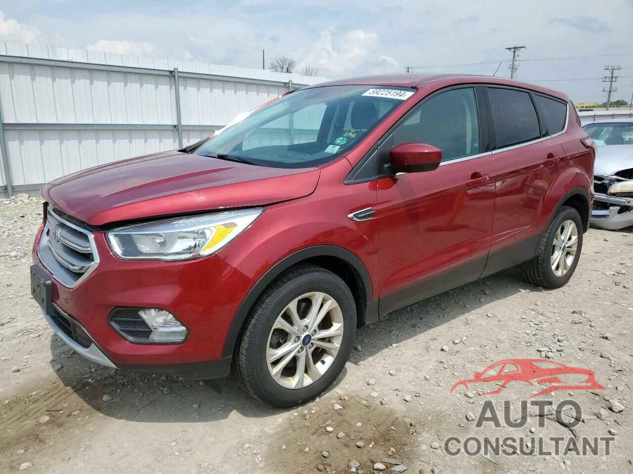 FORD ESCAPE 2017 - 1FMCU9GD4HUF03562