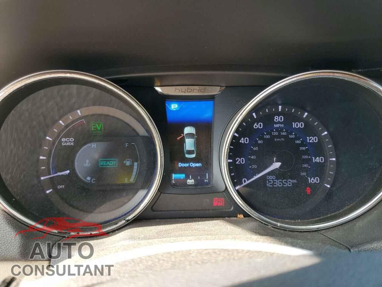 HYUNDAI SONATA 2013 - KMHEC4A45DA100581