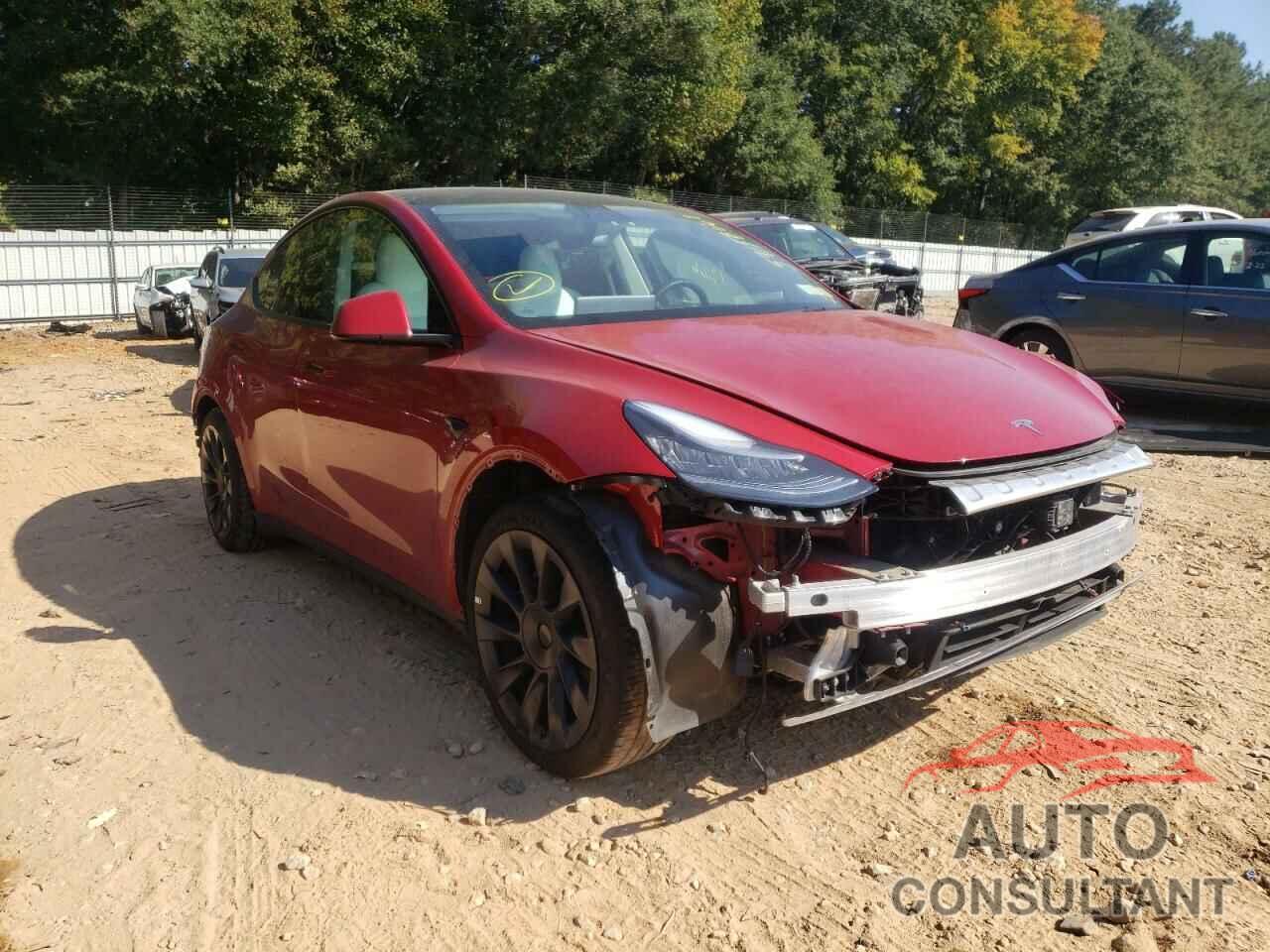 TESLA MODEL Y 2021 - 5YJYGDEE4MF088858