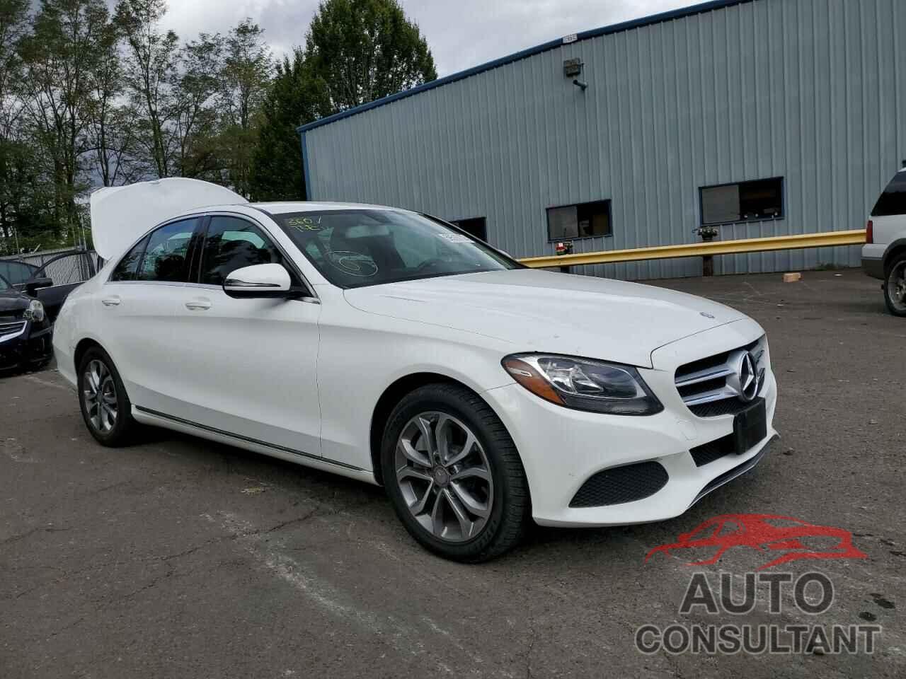 MERCEDES-BENZ C-CLASS 2016 - 55SWF4KB0GU113990