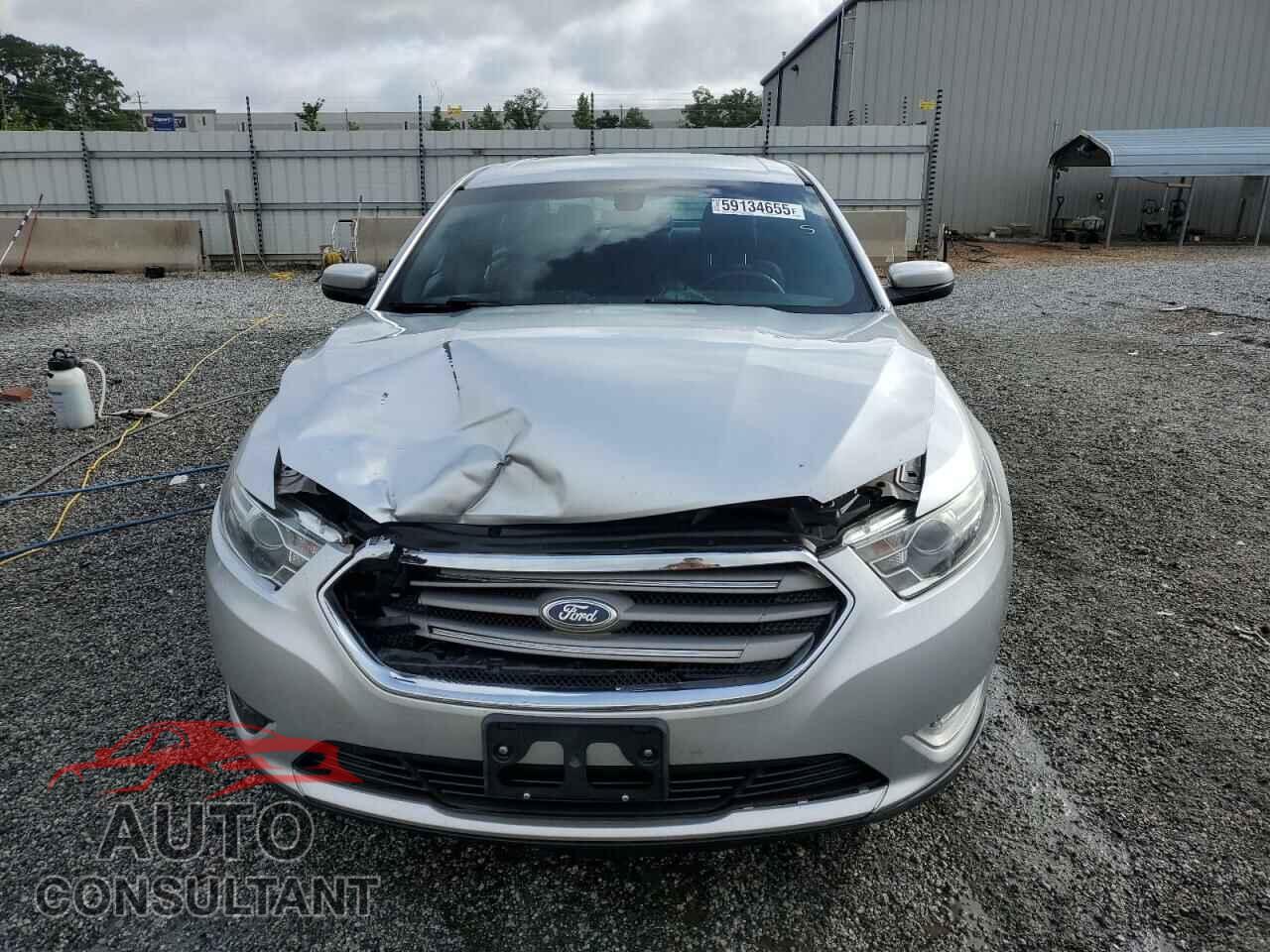 FORD TAURUS 2015 - 1FAHP2E89FG163034