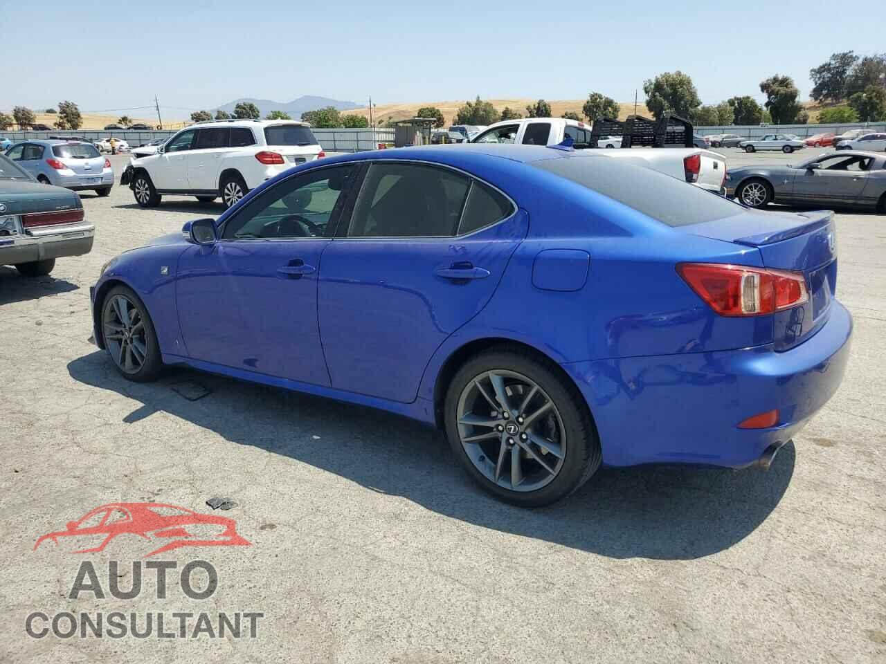 LEXUS IS 2011 - JTHBF5C29B5150436