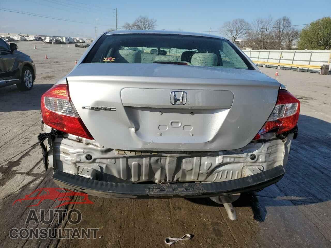 HONDA CIVIC 2012 - 2HGFB2F53CH570756