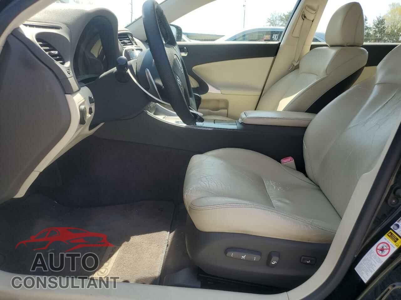 LEXUS IS 2010 - JTHBF5C25A2096567