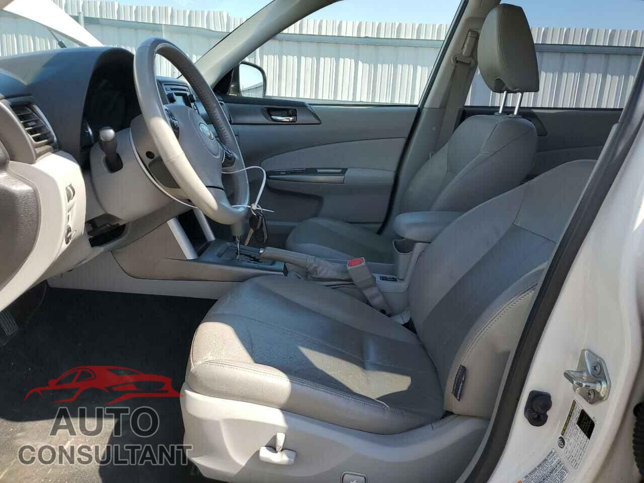 SUBARU FORESTER 2011 - JF2SHAEC5BH704789