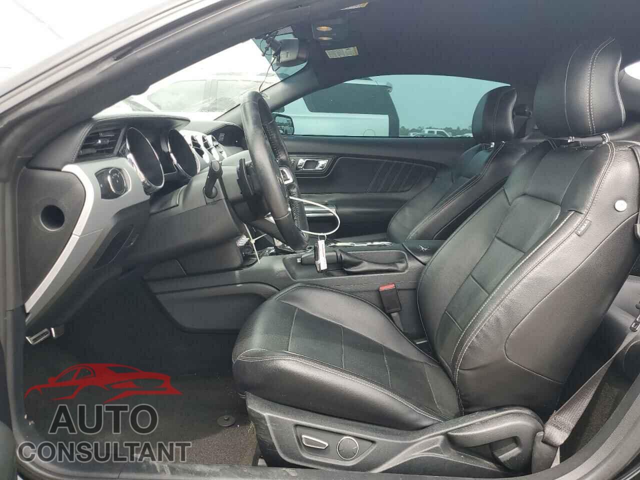 FORD MUSTANG 2017 - 1FA6P8CF9H5247364