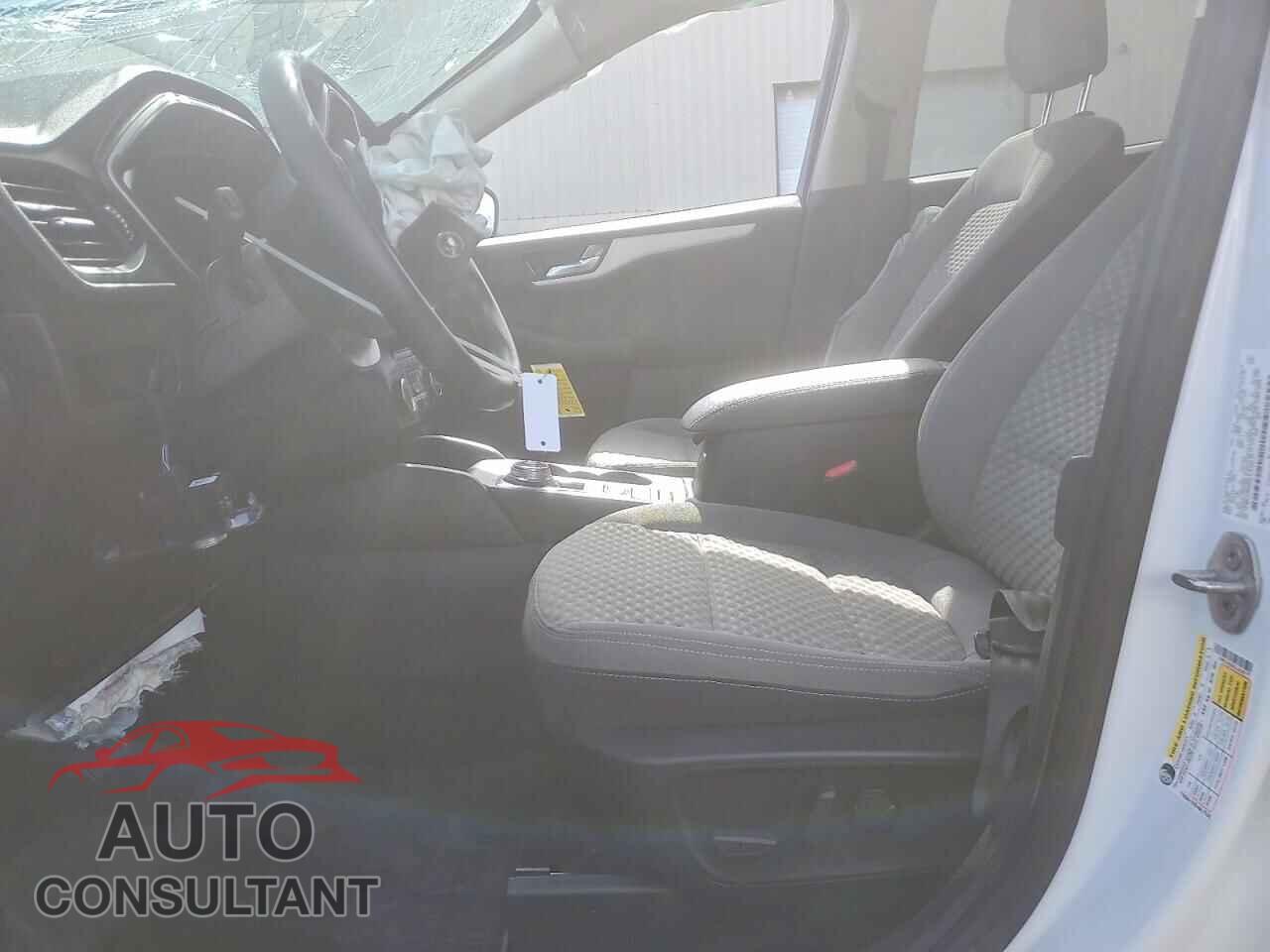 FORD ESCAPE 2020 - 1FMCU9G69LUA36777
