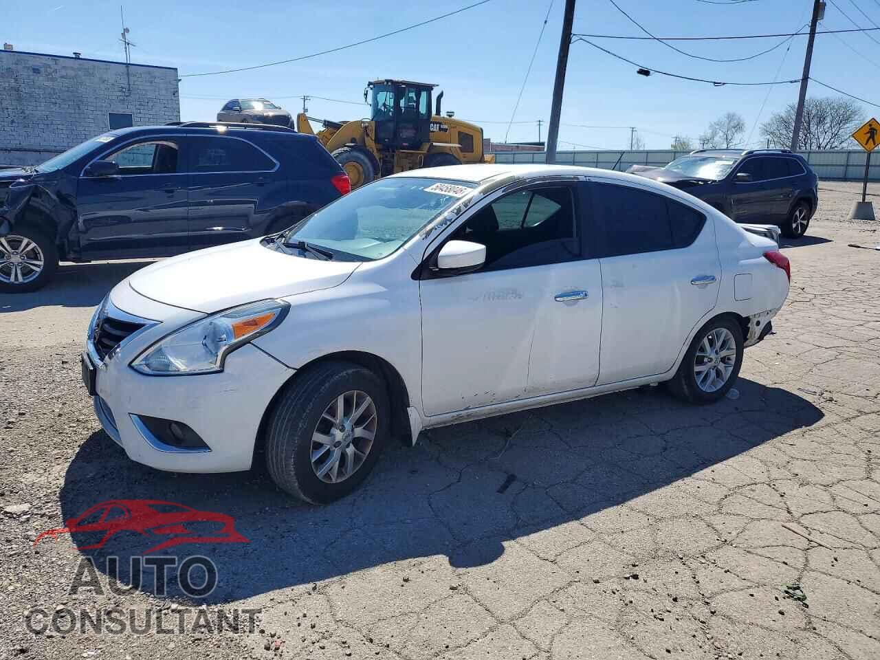 NISSAN VERSA 2017 - 3N1CN7AP3HL852153
