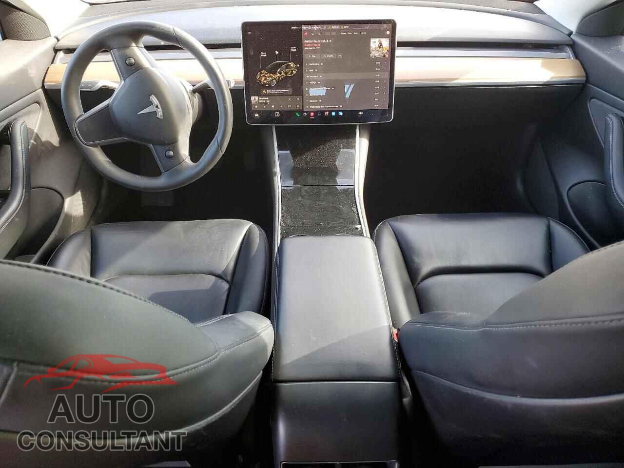 TESLA MODEL 3 2019 - 5YJ3E1EB3KF497449
