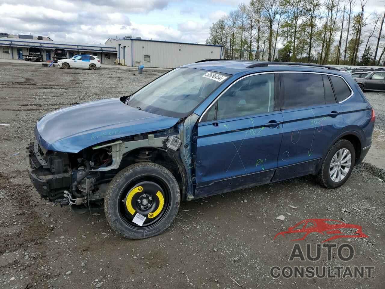 VOLKSWAGEN TIGUAN 2018 - 3VV2B7AX5JM151228