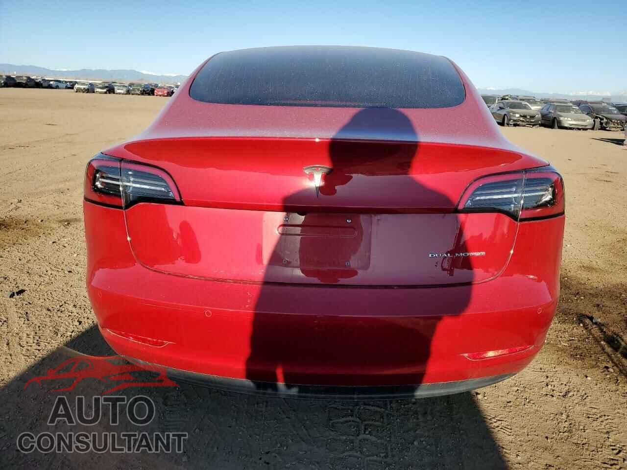 TESLA MODEL 3 2018 - 5YJ3E1EB7JF065686
