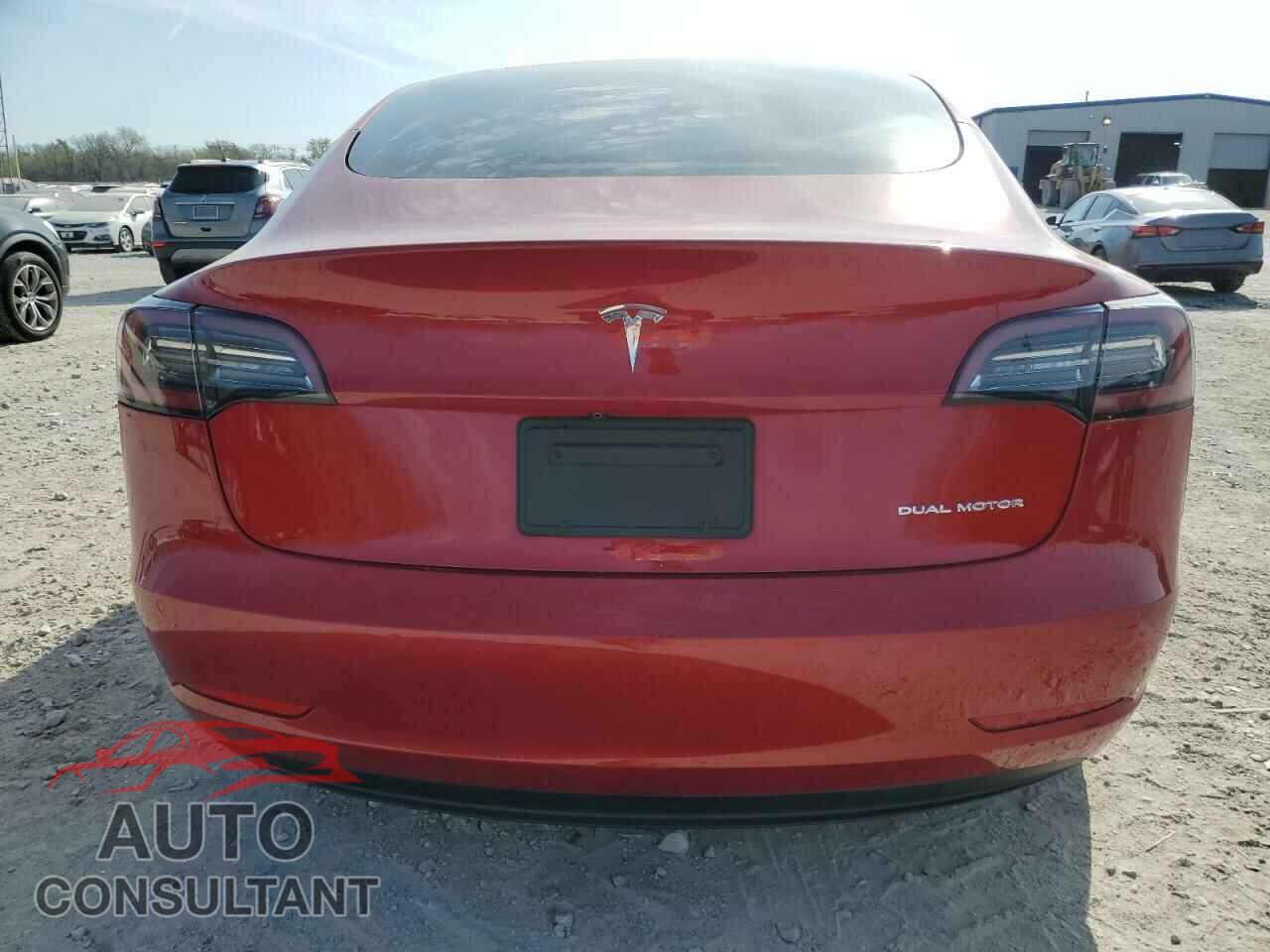 TESLA MODEL 3 2021 - 5YJ3E1EB4MF035663