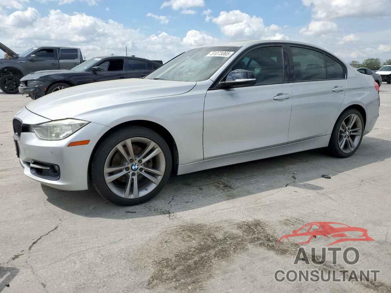 BMW 3 SERIES 2013 - WBA3B5G54DNS05090