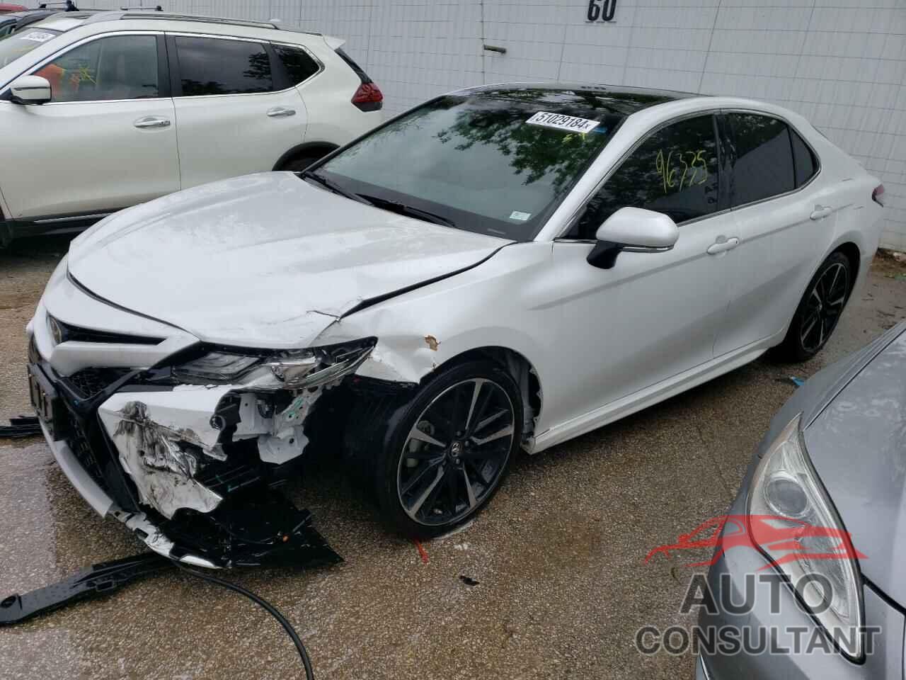 TOYOTA CAMRY 2018 - 4T1B61HKXJU052518