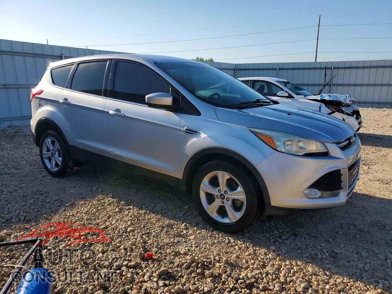 FORD ESCAPE 2015 - 1FMCU0G70FUB93252
