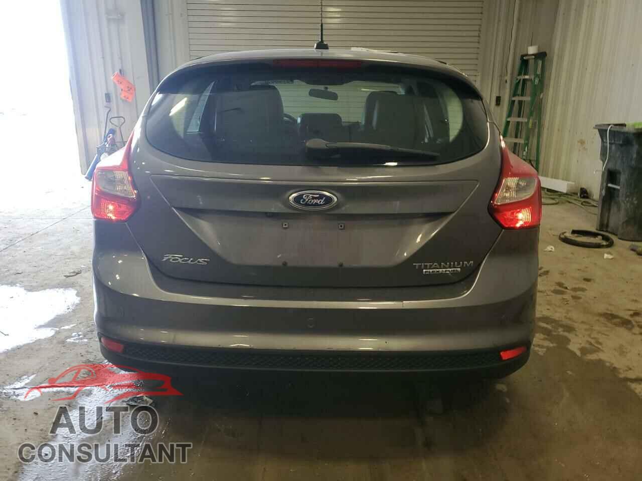 FORD FOCUS 2013 - 1FADP3N20DL306103