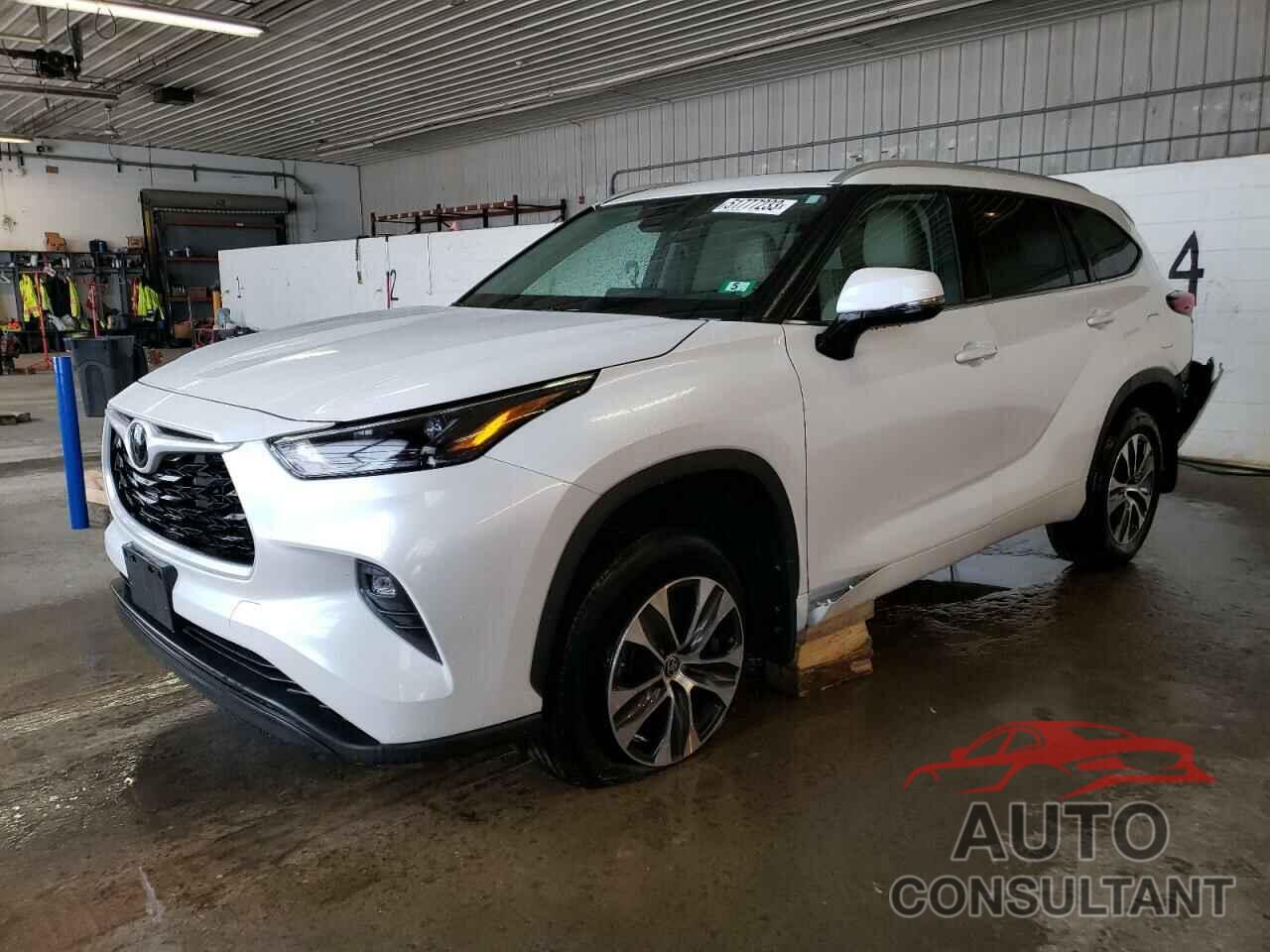 TOYOTA HIGHLANDER 2022 - 5TDGZRBH3NS563544