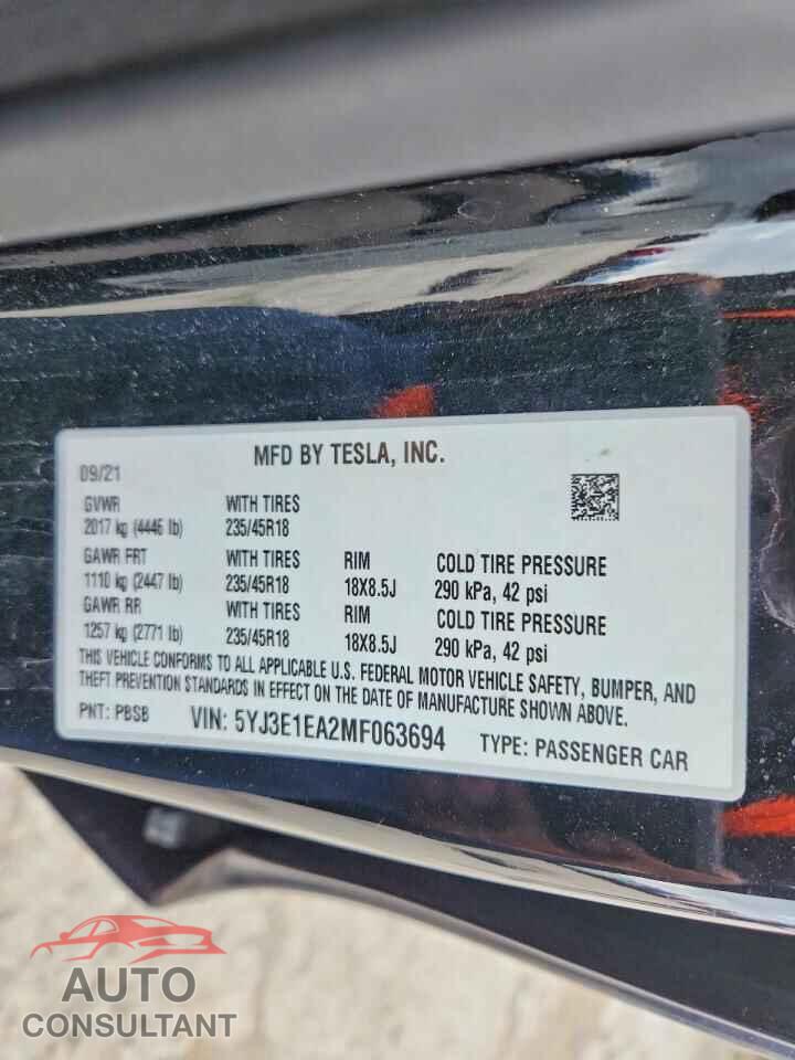 TESLA MODEL 3 2021 - 5YJ3E1EA2MF063694