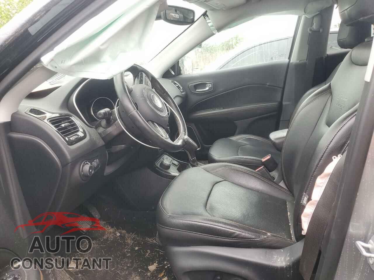 JEEP COMPASS 2019 - 3C4NJDCB2KT672381