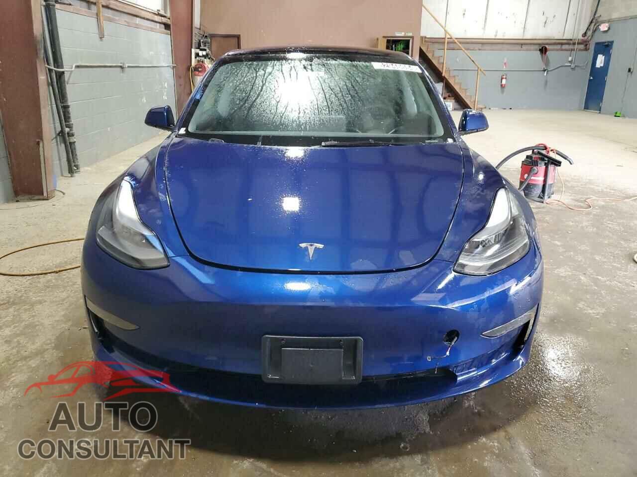 TESLA MODEL 3 2023 - 5YJ3E1EA5PF453810