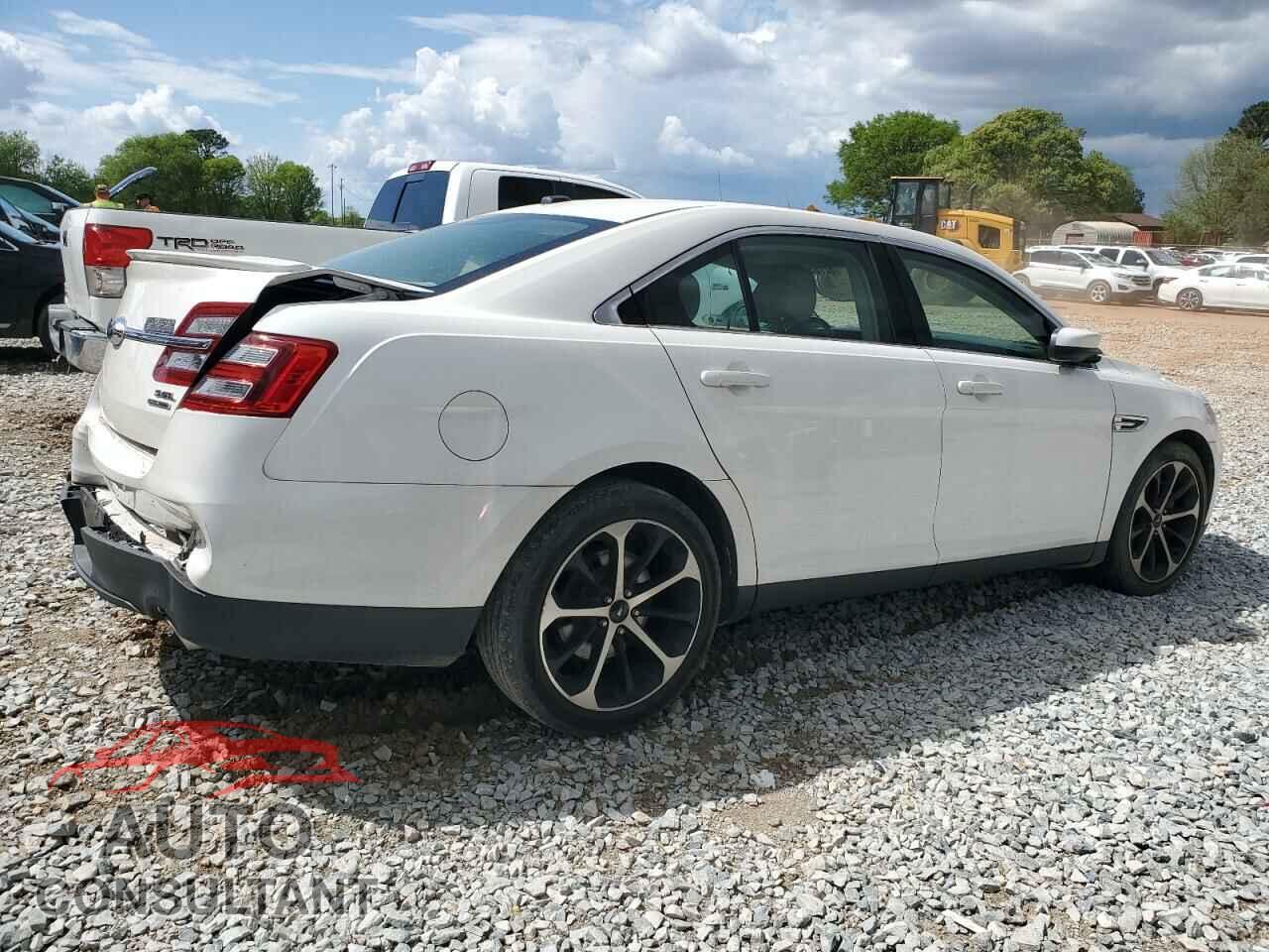 FORD TAURUS 2014 - 1FAHP2E82EG139480