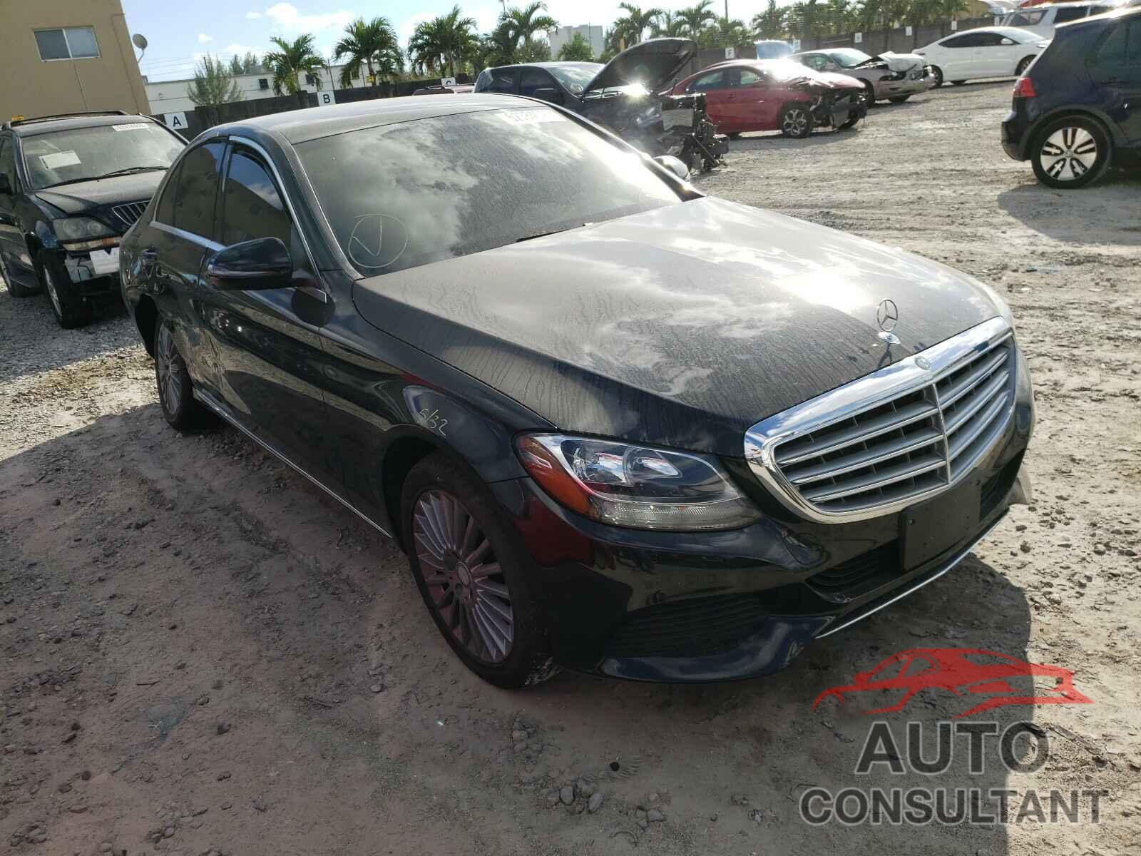 MERCEDES-BENZ C CLASS 2016 - 55SWF4KB6GU122015