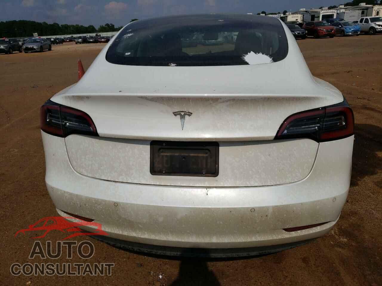 TESLA MODEL 3 2021 - 5YJ3E1EA2MF965357