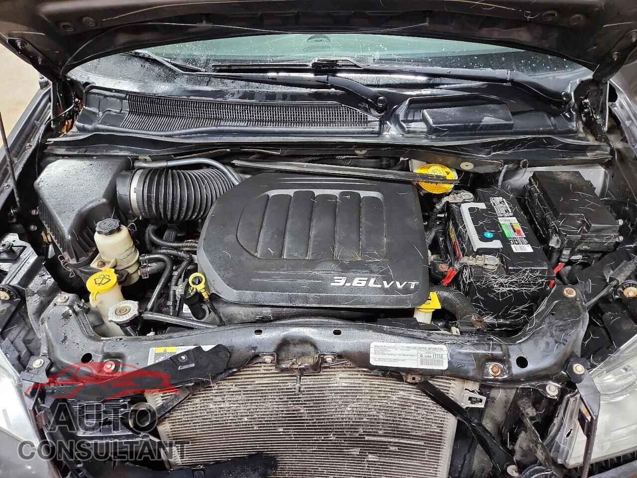DODGE CARAVAN 2015 - 2C4RDGCG9FR540359