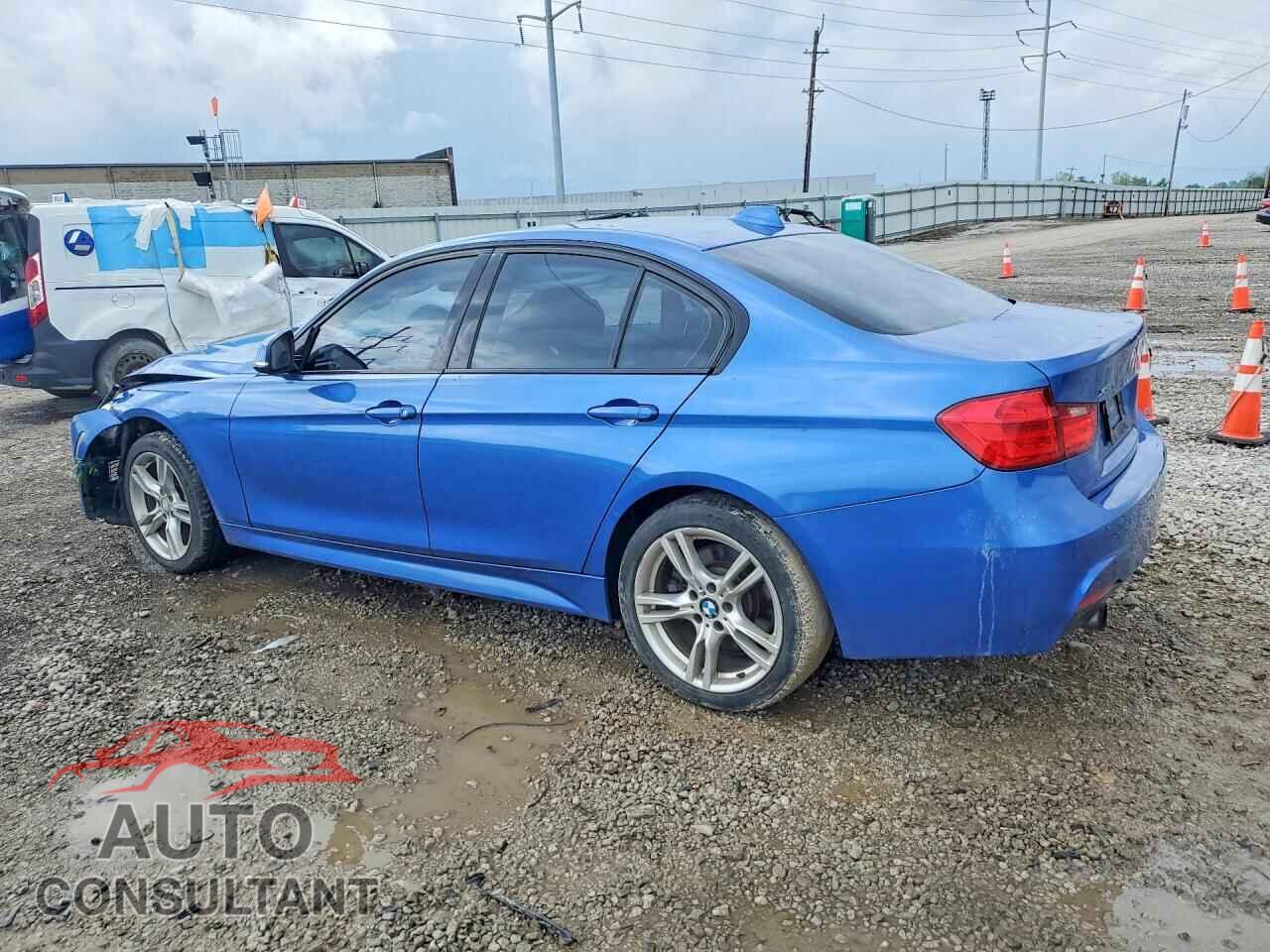 BMW 3 SERIES 2013 - WBA3B9C55DF585905