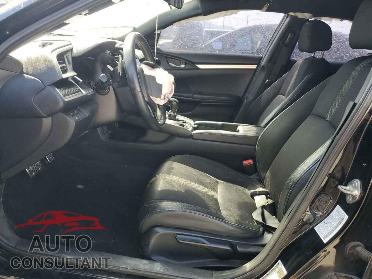 HONDA CIVIC 2019 - 2HGFC2F86KH570370