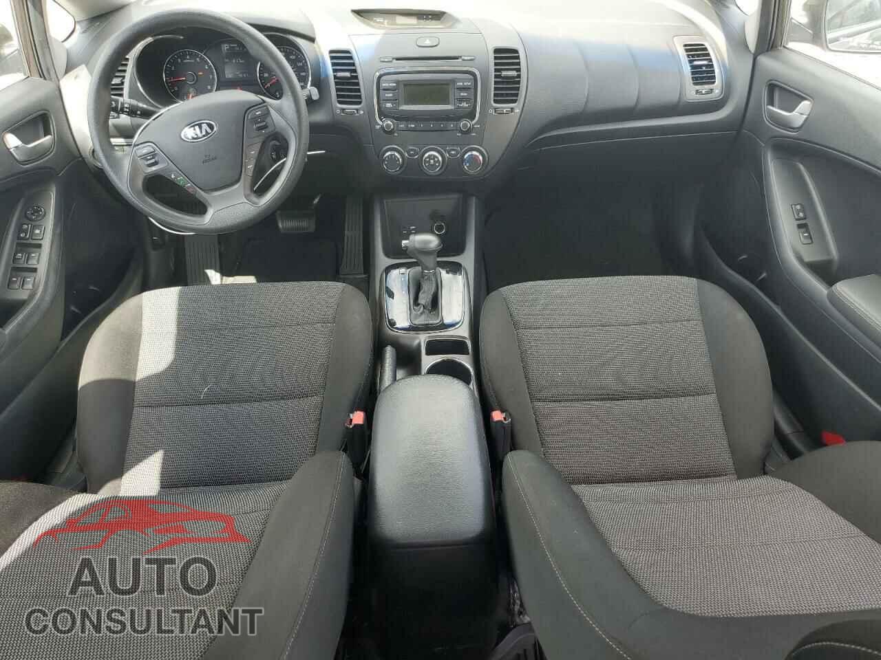 KIA FORTE 2017 - 3KPFK4A73HE099214