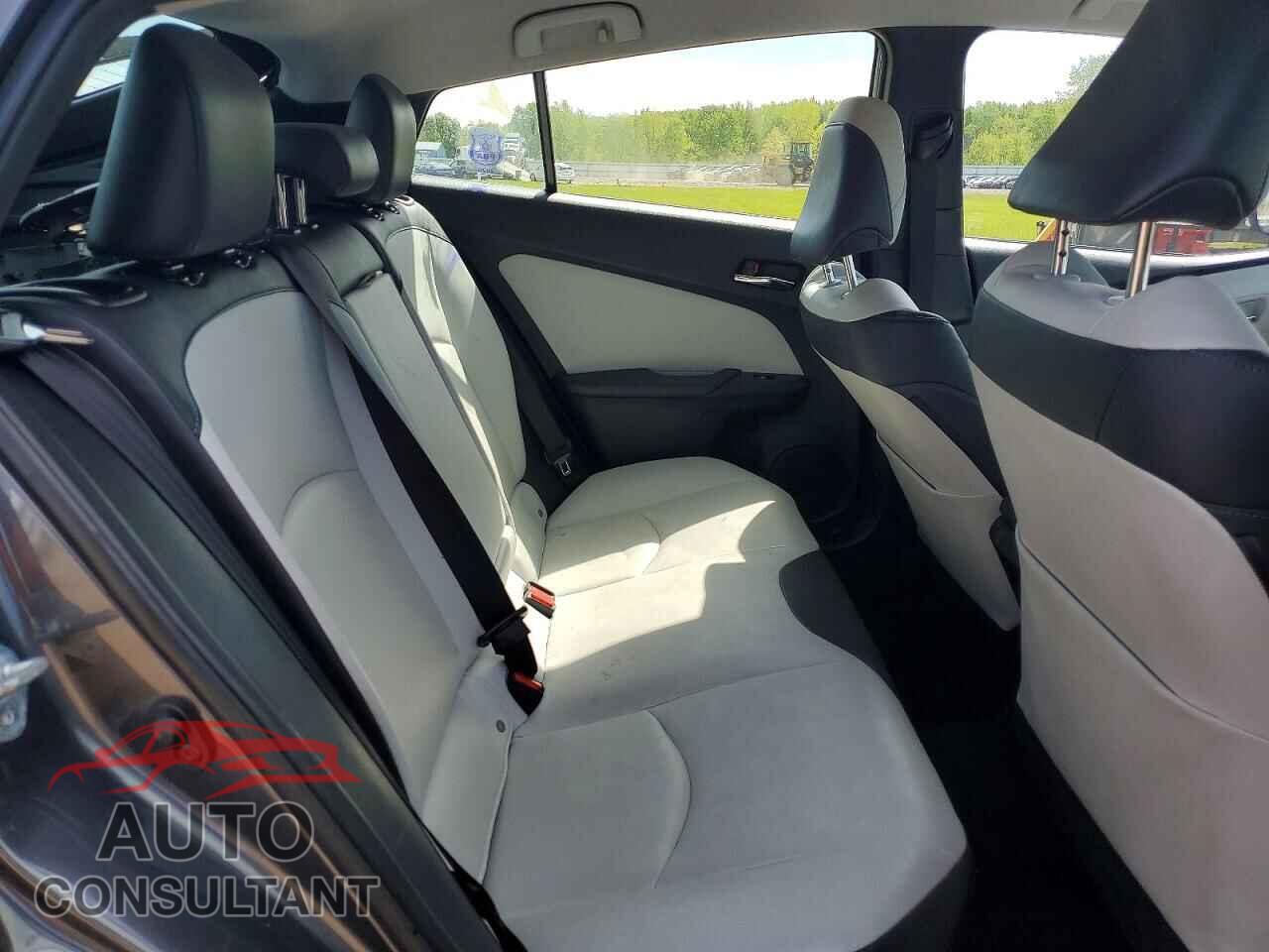 TOYOTA PRIUS 2017 - JTDKARFU7H3033558