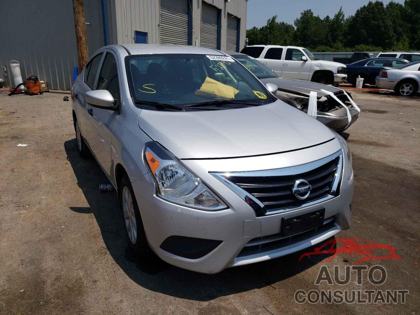 NISSAN VERSA 2017 - 3N1CN7AP9HL902294