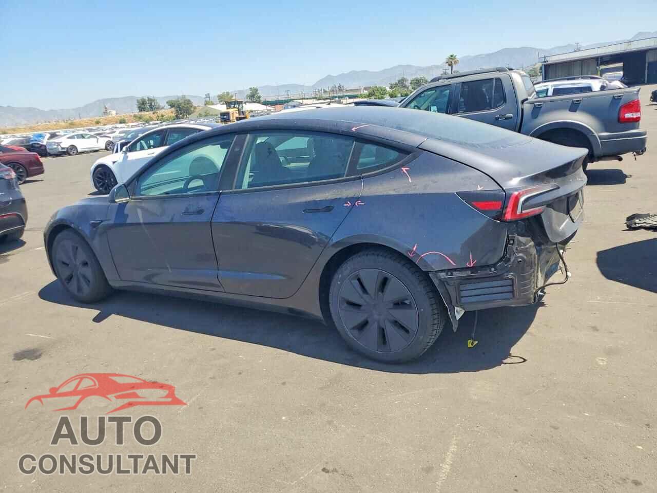 TESLA MODEL 3 2024 - 5YJ3E1EA8RF749505